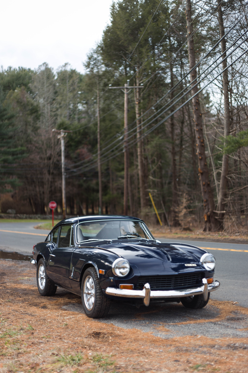 Illustration for article titled Driving a 1970 Triumph GT6+ Reminds You Cars Once Had Steep Learning Curves